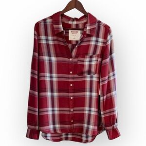 Mossimo Supply Co. Red Plaid Button-Down Shirt